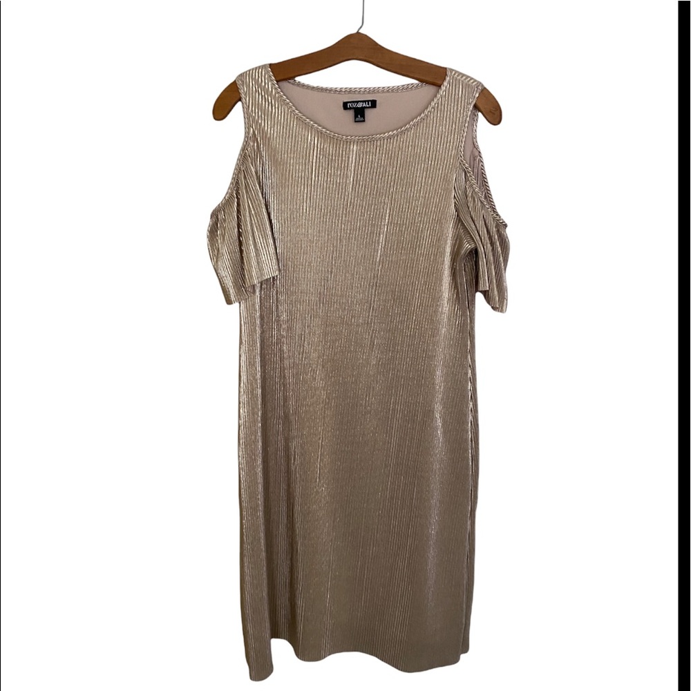Roz & Ali Gold shoulder peep dress size L